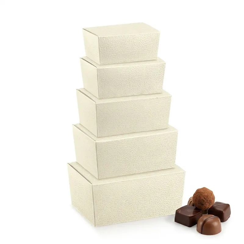 Papírová krabička Ballotin na pralinky, bílá kůže, 10 ks